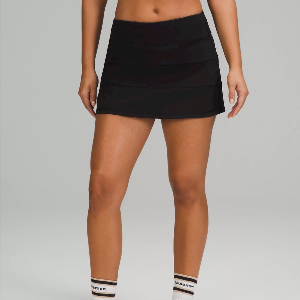 Black Lululemon Pace Rival Skirt (Tall)